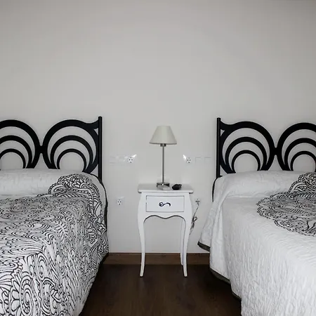 Complejo Rural La Coronilla * 자란딜라데라베라